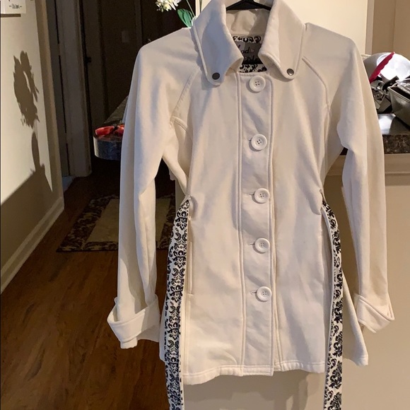 Jackets & Blazers - Off White Jacket With Matching Belt!